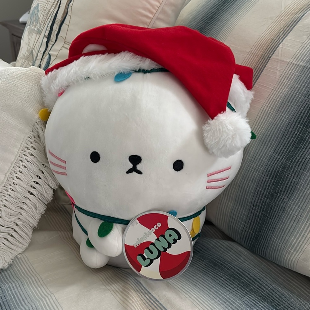 Weighted plush kitty by mimicoco, Luna, Santa hat, and lights